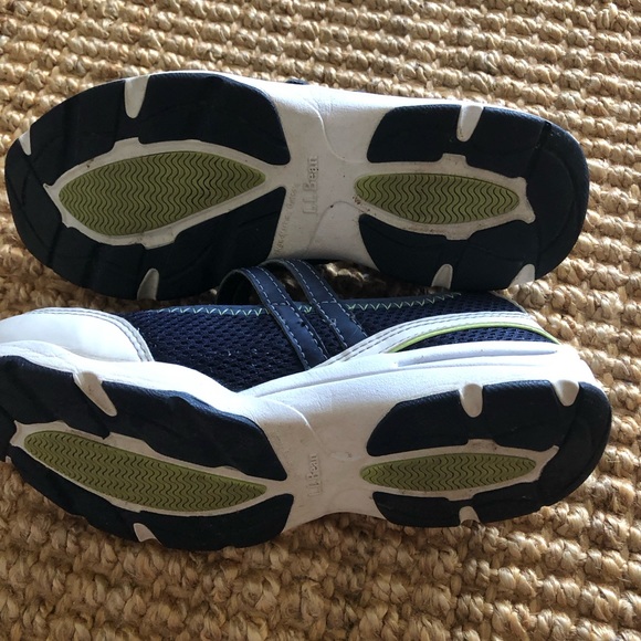 LL Bean shoes, Mary Jane style, mesh - Picture 8 of 10